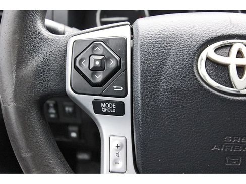 Used 2015 Toyota Tundra SR5 w/ SR5 Upgrade Package AWD/4WD image 16