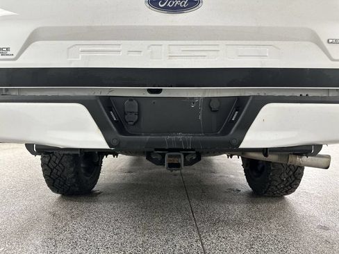 Used 2020 Ford F150 XLT w/ Equipment Group 302A Luxury AWD/4WD image 29