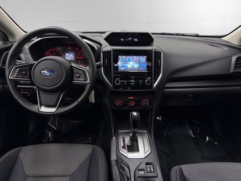 Used 2019 Subaru Crosstrek 2.0i Premium w/ Moonroof Package image 10