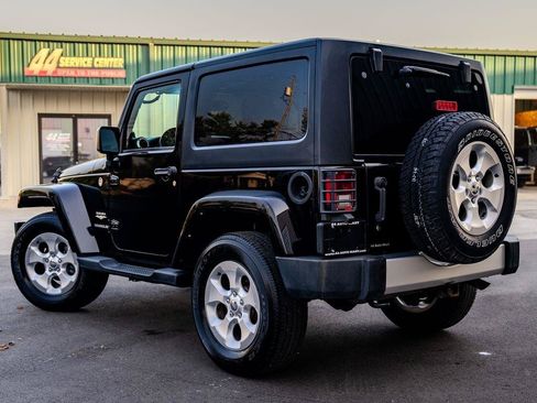 Used 2014 Jeep Wrangler Sahara w/ Connectivity Group AWD/4WD image 4