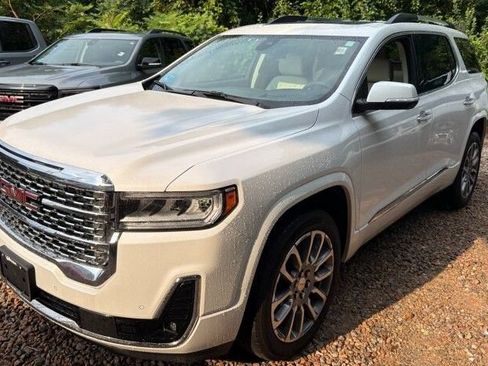 Used 2023 GMC Acadia Denali w/ Denali Ultimate Package AWD/4WD image 1