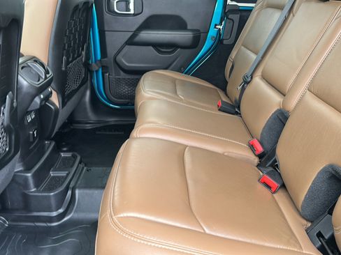 Used 2020 Jeep Wrangler Unlimited Rubicon image 18