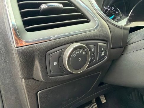 Used 2020 Ford Edge Titanium w/ Equipment Group 301A AWD/4WD image 23