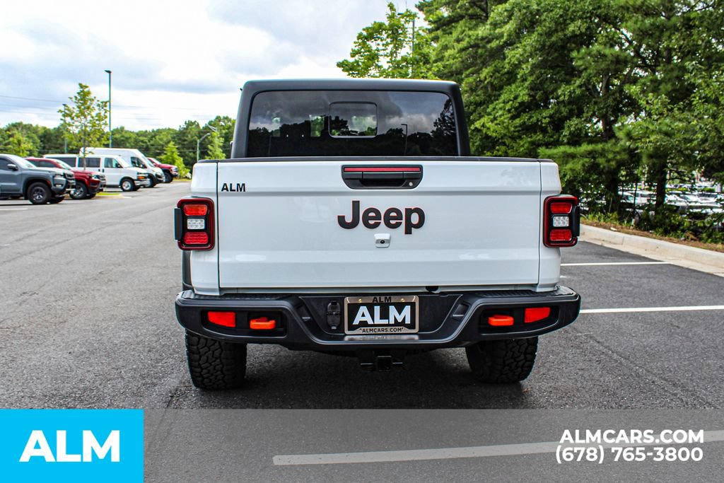 Used 2026 Jeep Gladiator Mojave AWD/4WD image 10