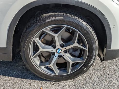 Used 2018 BMW X1 sDrive28i image 10