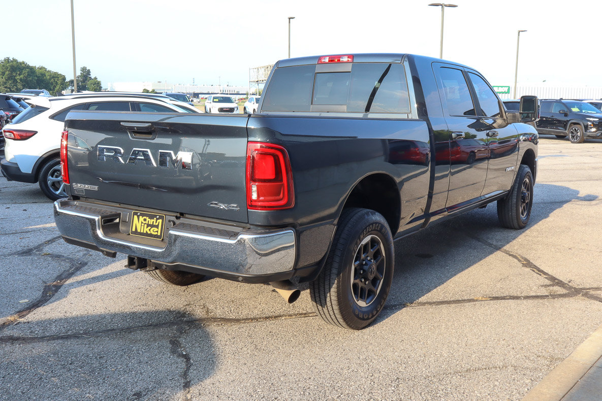 Used 2025 RAM 2500 Laramie AWD/4WD image 4