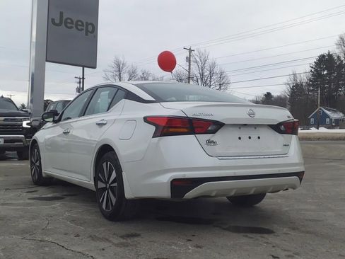 Used 2022 Nissan Altima 2.5 SV image 3