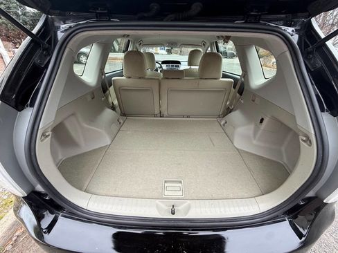 Used 2012 Toyota Prius V Five image 17