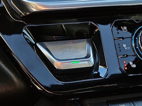 Certified 2022 GMC Sierra 1500 Denali w/ Technology Package image 24