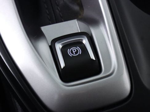Used 2024 Chevrolet Trax LS FWD image 25