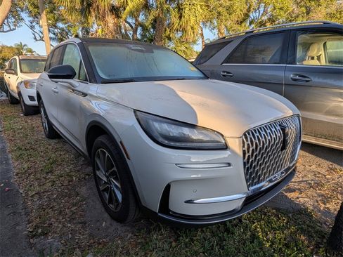 Used 2023 Lincoln Corsair FWD w/ Equipment Group 101A image 21