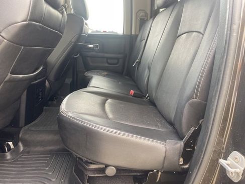 Used 2014 RAM 1500 Laramie w/ Convenience Group image 8