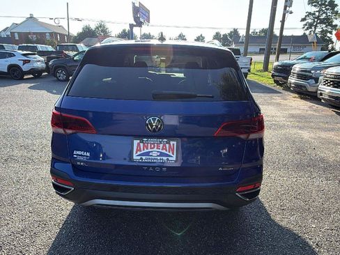 Used 2024 Volkswagen Taos SEL AWD/4WD image 9