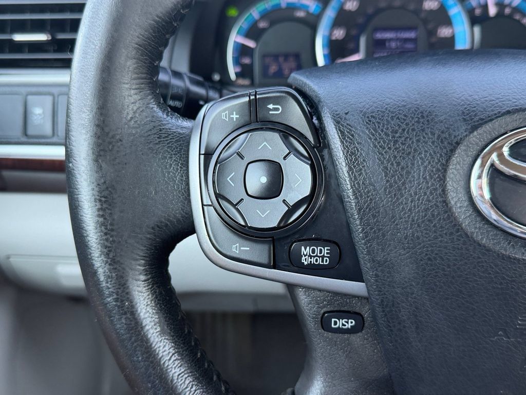 Used 2012 Toyota Camry XLE w/ Leather Pkg FWD image 21