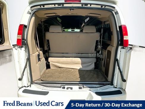 Used 2016 GMC Savana 2500 Extended RWD image 32