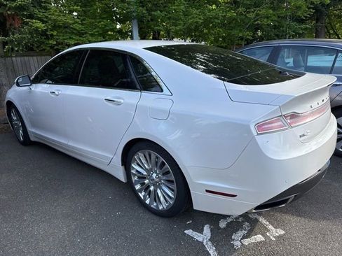 Used 2015 Lincoln MKZ w/ Equipment Group 101A Select FWD image 3