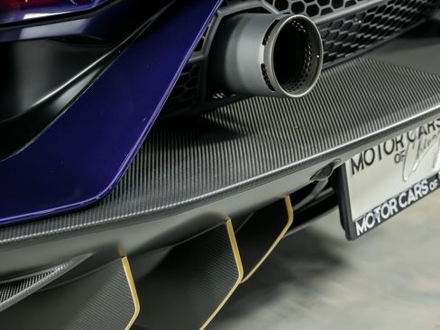 Used 2019 Lamborghini Aventador SVJ image 16