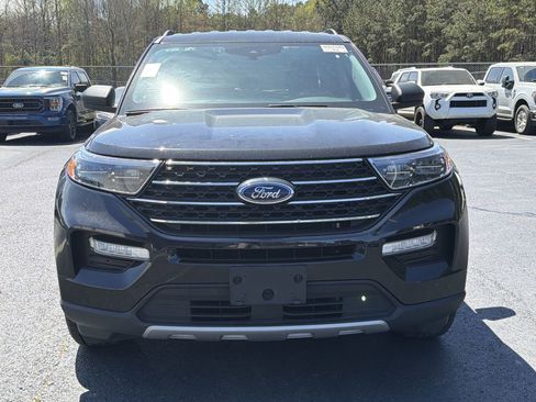 Used 2024 Ford Explorer XLT w/ Equipment Group 202A image 20