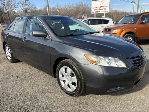 Used 2009 Toyota Camry LE image 6