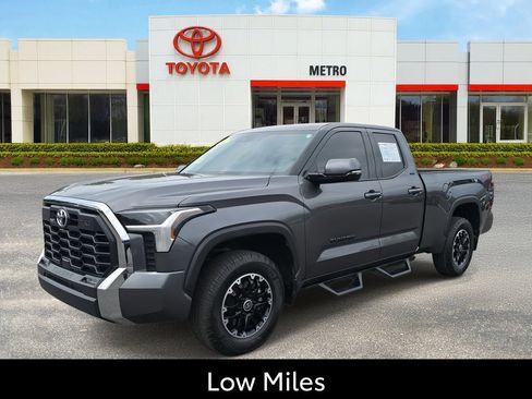 Used 2022 Toyota Tundra SR5 image 1