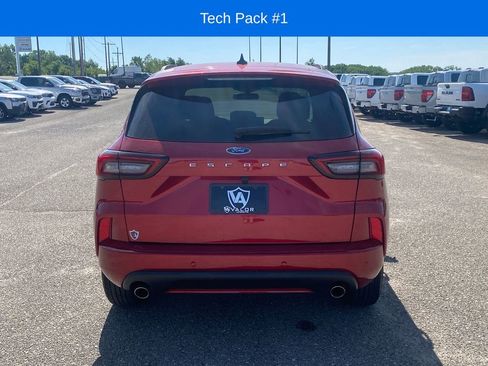 Used 2024 Ford Escape ST-Line w/ Tech Pack #1 FWD image 5