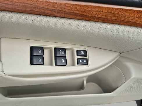 Used 2014 Subaru Outback 2.5i Limited image 29