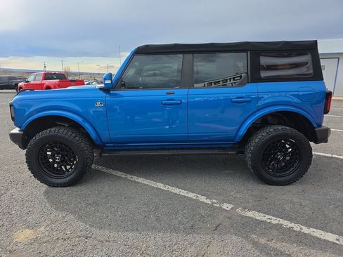 Used 2021 Ford Bronco Outer Banks AWD/4WD image 3