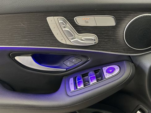 Used 2022 Mercedes-Benz GLC 300 4MATIC image 13