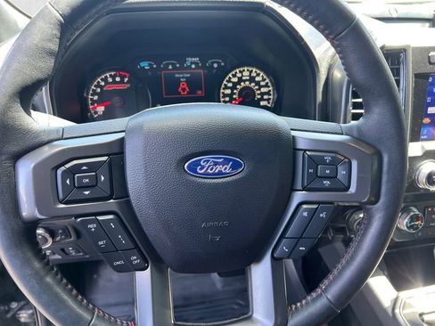 Used 2020 Ford F150 Lariat w/ Equipment Group 502A Luxury AWD/4WD image 11