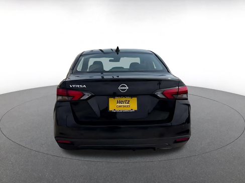 Used 2025 Nissan Versa SV FWD image 10