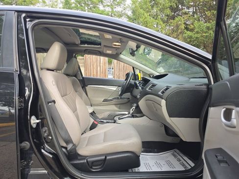 Used 2015 Honda Civic EX-L image 9