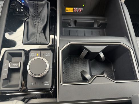 New 2025 Toyota Tundra Limited w/ TRD Off-Road Package image 27