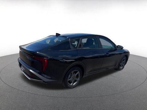 Used 2025 Kia K4 FWD image 14