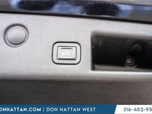 Used 2018 Chevrolet Equinox LT image 31