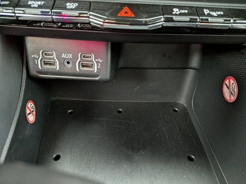 Used 2025 Dodge Durango GT AWD/4WD image 12