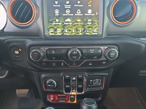 Used 2023 Jeep Gladiator Mojave w/ Trailer Tow Package image 21