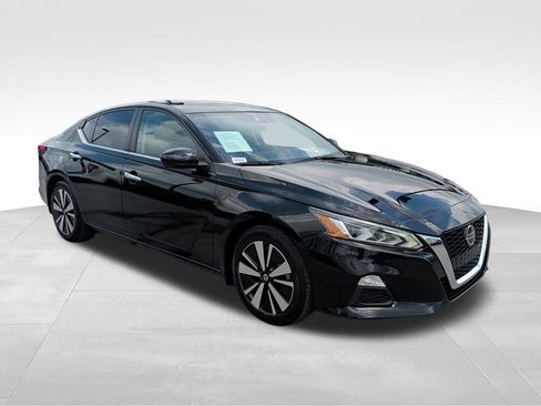 Used 2022 Nissan Altima 2.5 SV FWD image 3