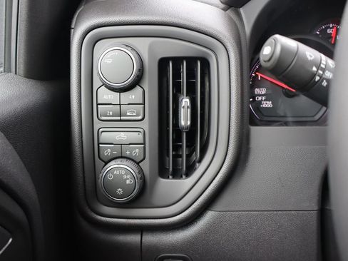 New 2026 Chevrolet Silverado 1500 W/T w/ WT Value Package AWD/4WD image 9