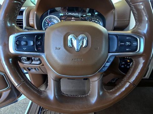 Used 2019 RAM 1500 Laramie image 15