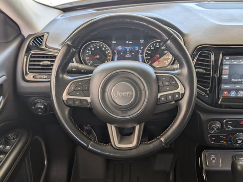 Used 2021 Jeep Compass Limited FWD image 23