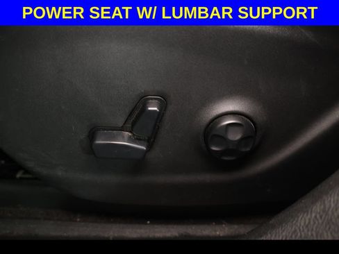 Used 2019 Jeep Cherokee Latitude Plus w/ Comfort/Convenience Group FWD image 6