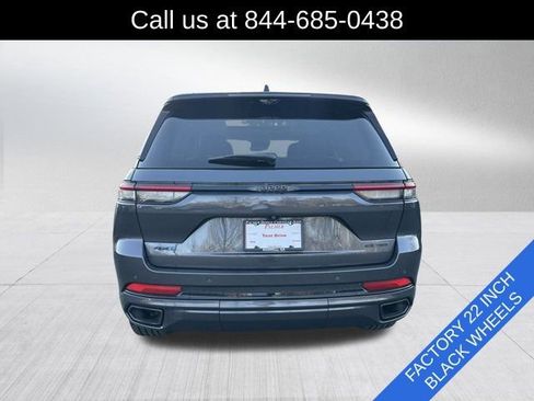 Used 2023 Jeep Grand Cherokee 30th Anniversary image 5