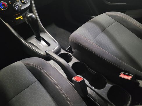 Used 2020 Chevrolet Trax LS w/ Tint and Cruise Package FWD image 26