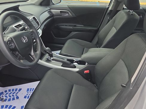 Used 2015 Honda Accord LX image 13