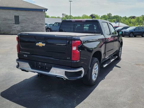 Used 2023 Chevrolet Silverado 1500 LT w/ Z71 Off-Road Package AWD/4WD image 11