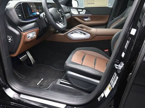 New 2026 Mercedes-Benz GLE 53 AMG 4MATIC Coupe image 17