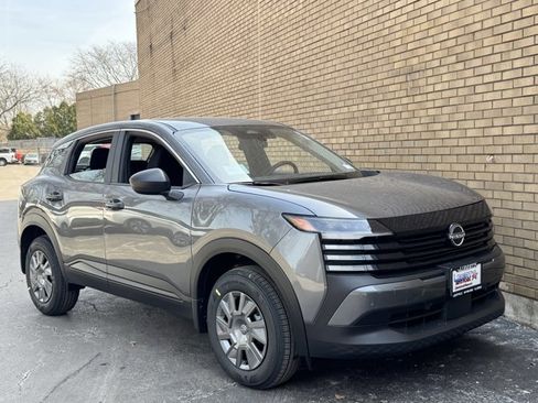 New 2026 Nissan Kicks S image 2