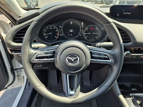 Used 2019 MAZDA MAZDA3 AWD Sedan w/ Preferred Package image 17