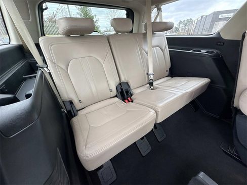 Used 2024 Ford Expedition Max Limited image 14