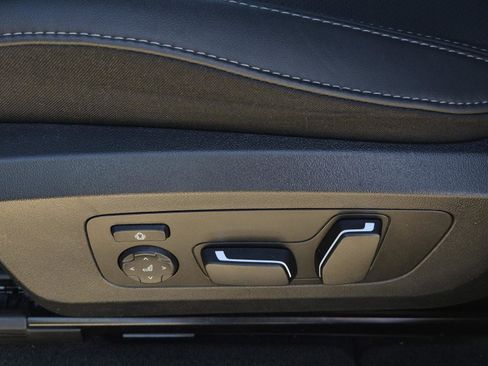 Used 2025 BMW X3 xDrive30i w/ Convenience Package image 25